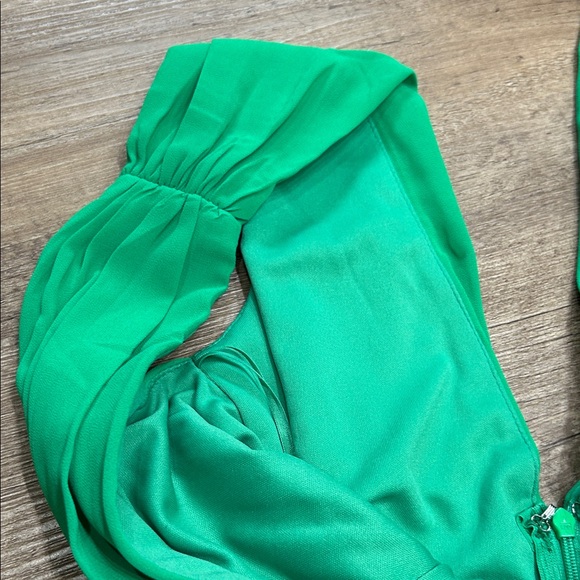 Fashion Nova Vibrant Green Belted Jumpsuit XS - Picture 8 of 11